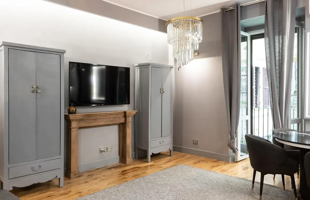 Rome Bridge Apartment-1